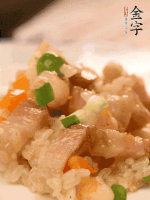 出鍋后撒點(diǎn)蔥花更香。